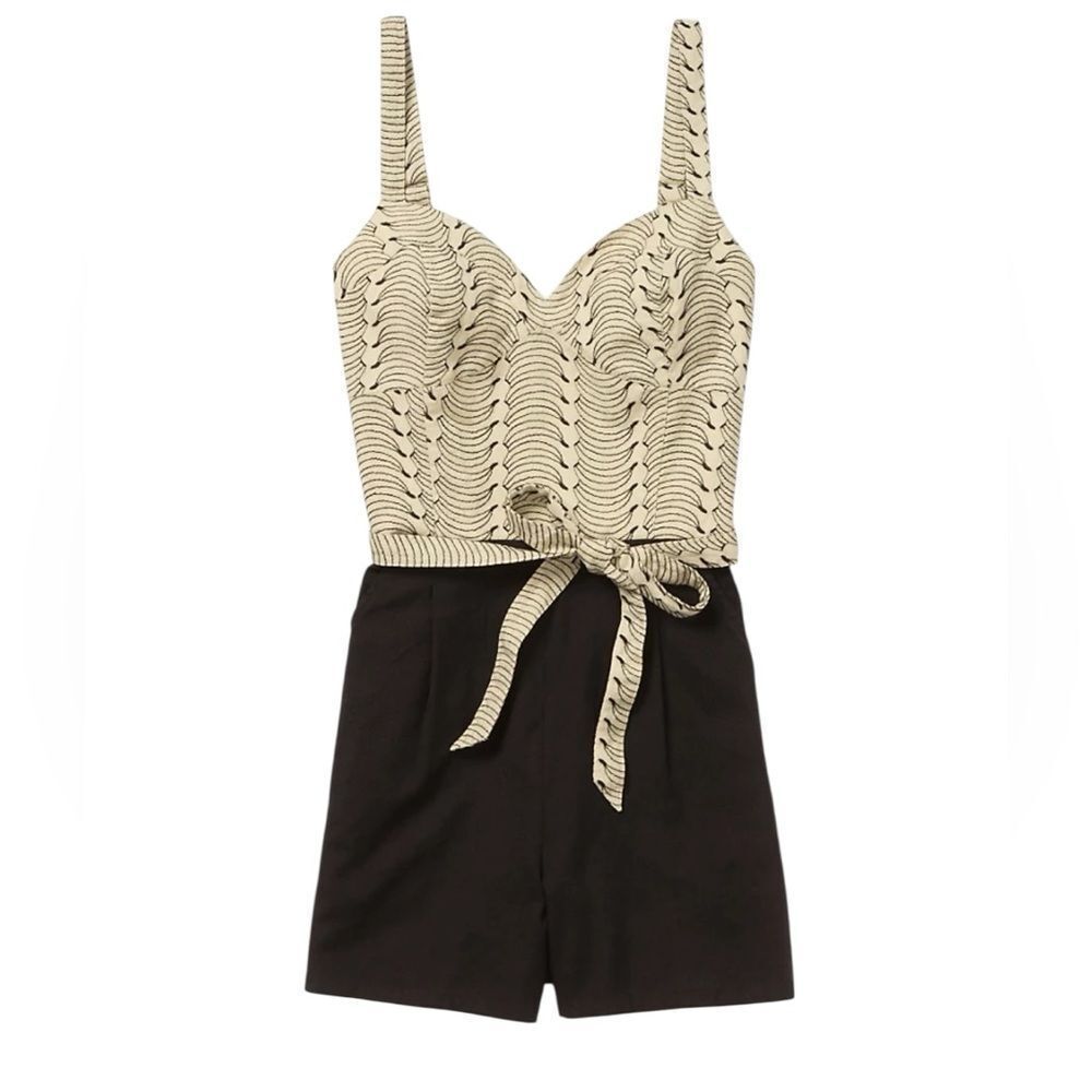 Anthropologie Lilka Black and Cream Sleeveless romper size medium - Picture 3 of 9
